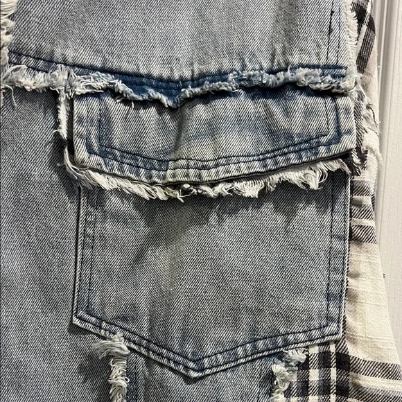 Oli & Hali NWT Blue/White Jean Jacket w oversized snap buttons and plaid sleeves - Picture 7 of 16